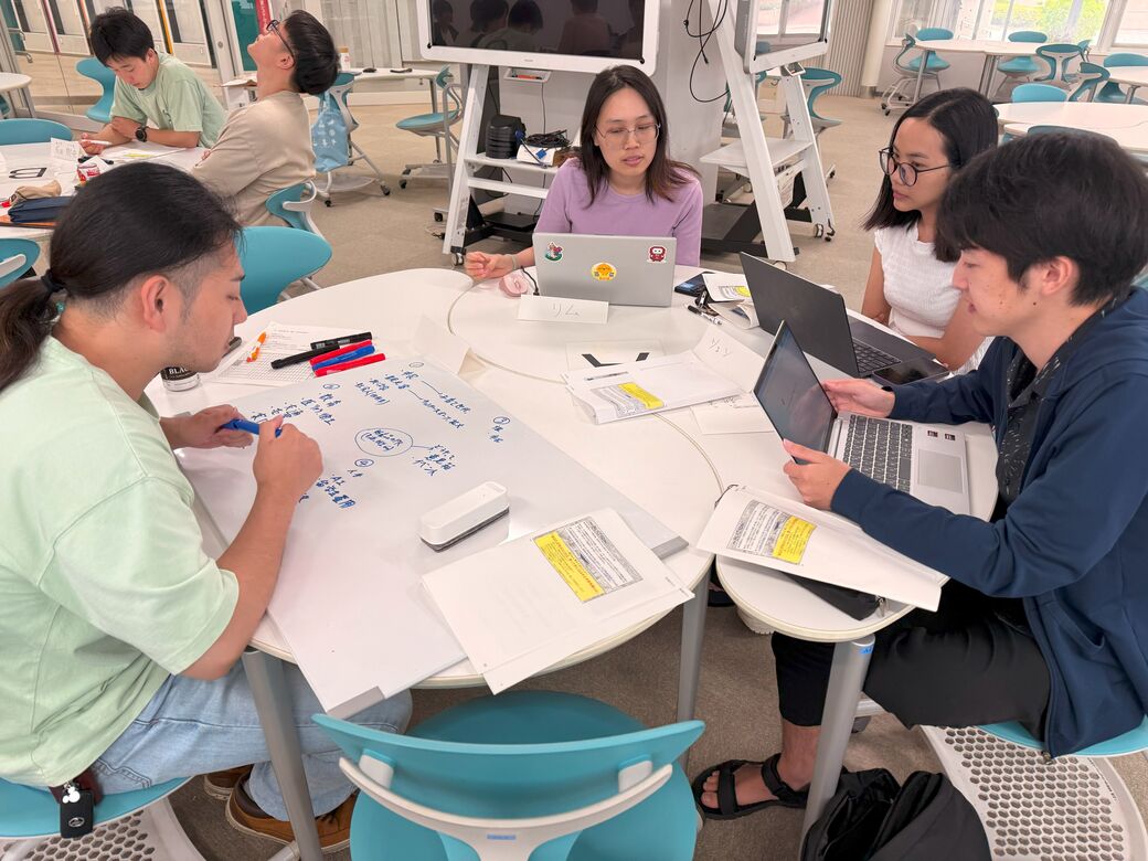 Scene of the group discussion