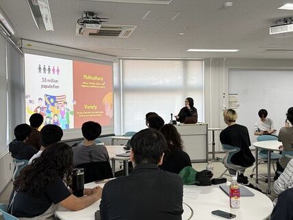 Trial Lectures for the Multicultural Collaborative Learning Program 画像
