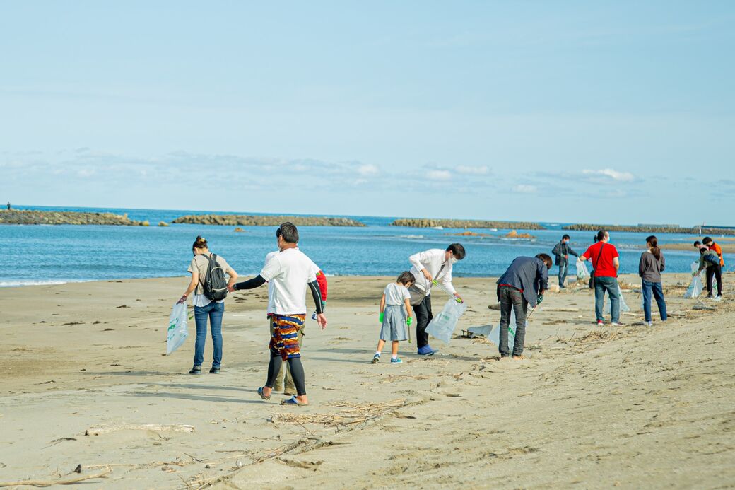 ”Beach Cleanup × Learning” 2021
