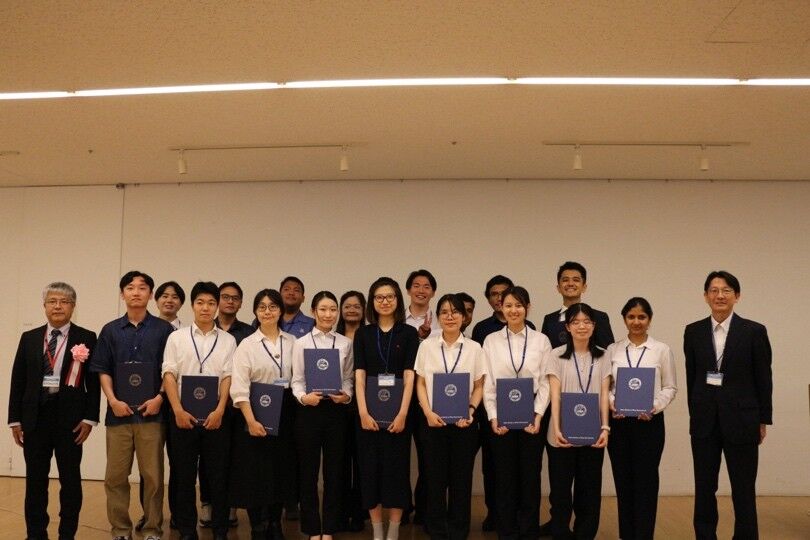 Awardees of the WET 2025 Excellent Presentation Award