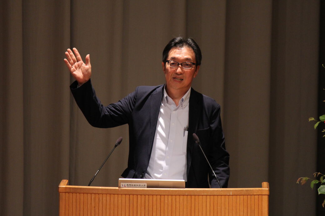 The J-PEAKS Kickoff Symposium