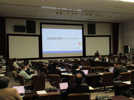 令和６年度学生指導研究会を開催しました 画像