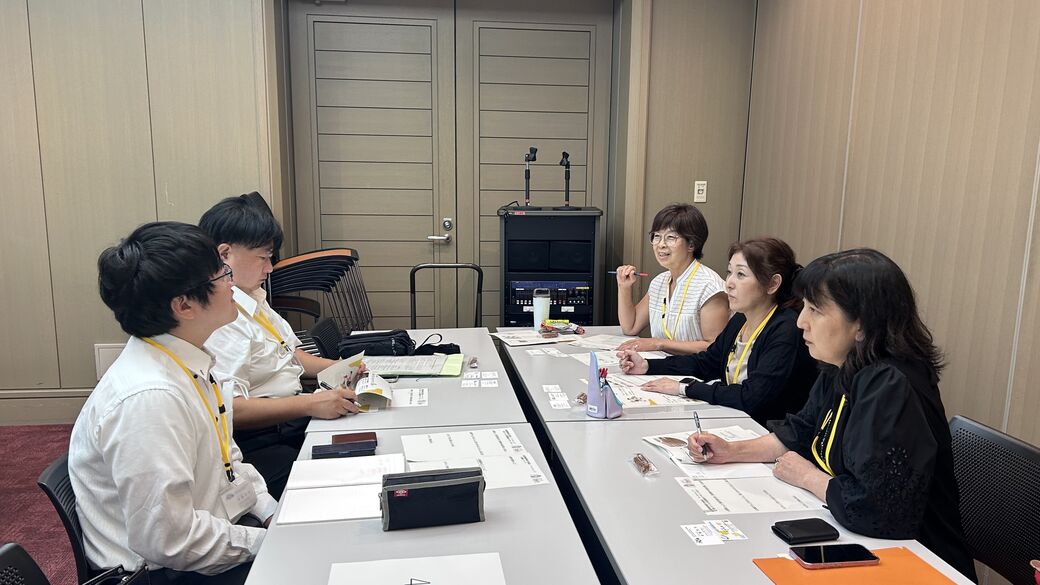 長岡技大高専図書館_図書館情報交流集会ワークショップの様子