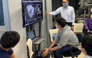 完全遠隔操作の実証実験の様子